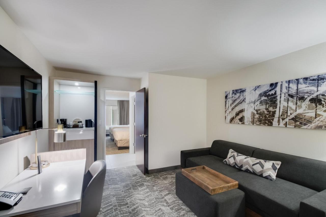Springhill Suites By Marriott Dallas Nw Highway At Stemmons / I-35East 외부 사진