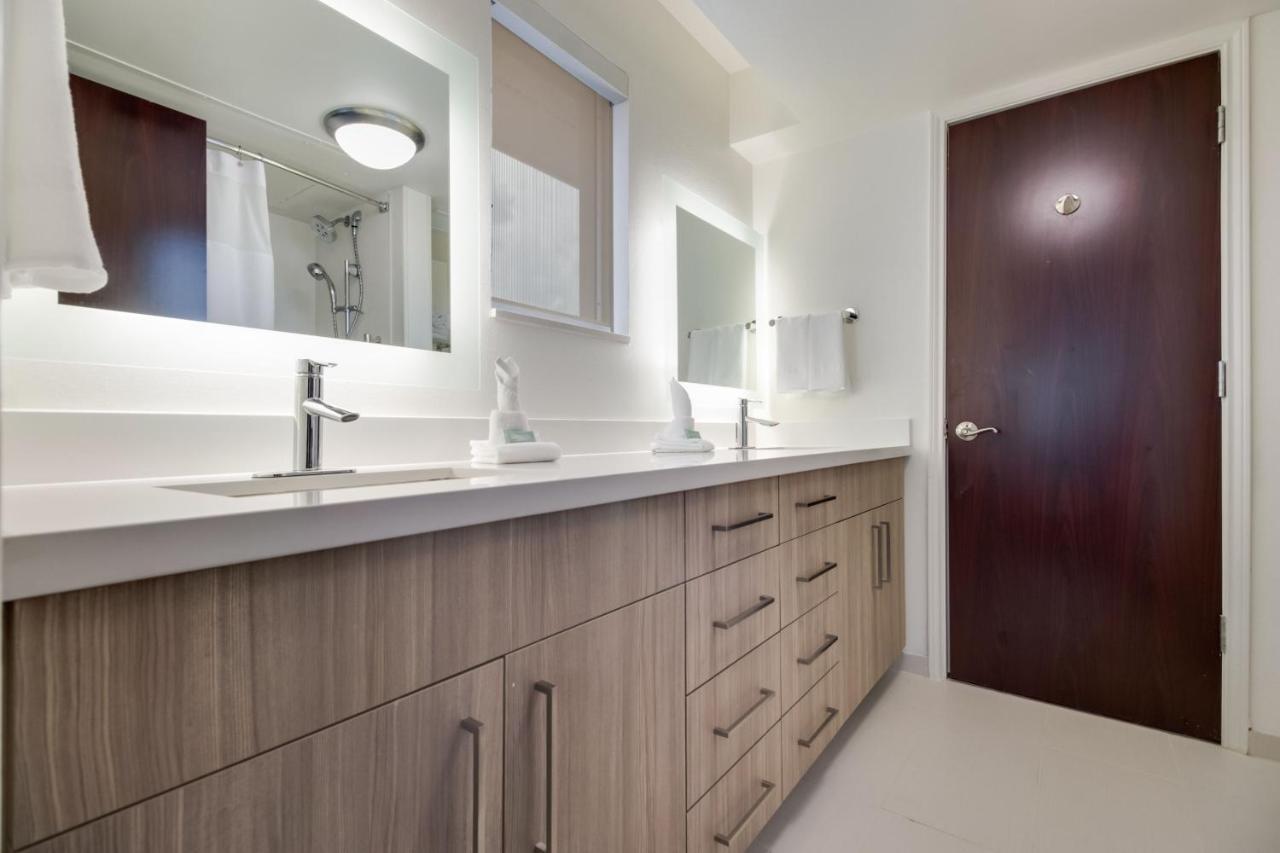 Springhill Suites By Marriott Dallas Nw Highway At Stemmons / I-35East 외부 사진