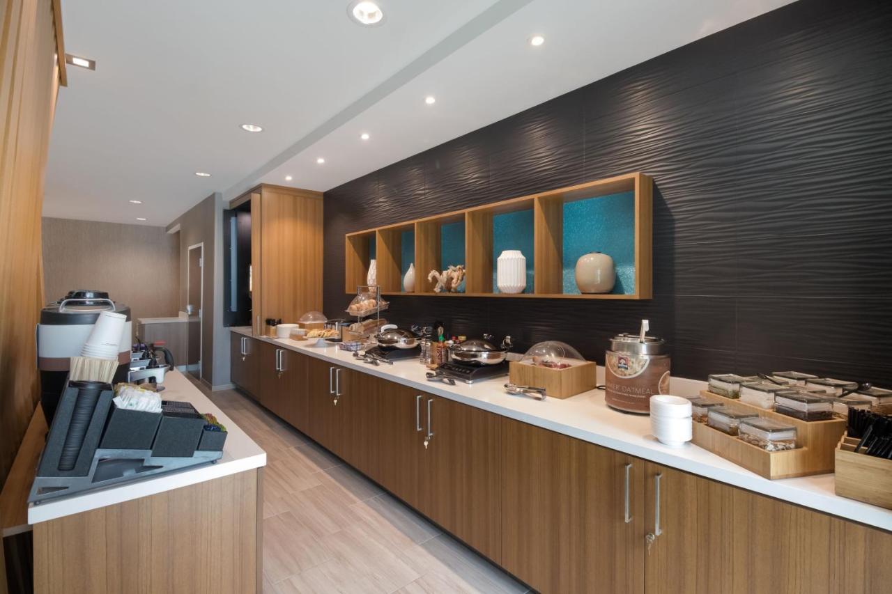 Springhill Suites By Marriott Dallas Nw Highway At Stemmons / I-35East 외부 사진