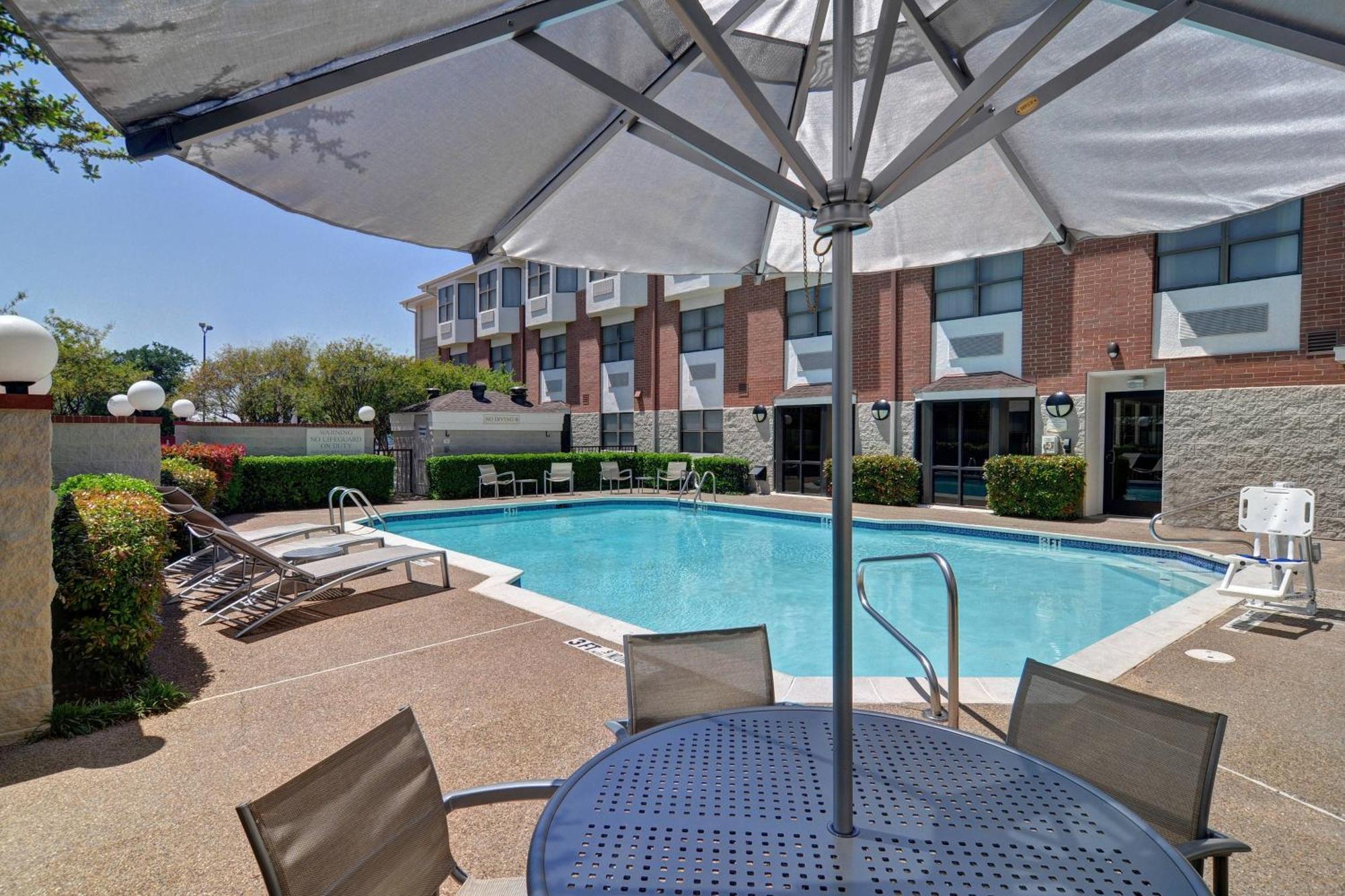 Springhill Suites By Marriott Dallas Nw Highway At Stemmons / I-35East 외부 사진