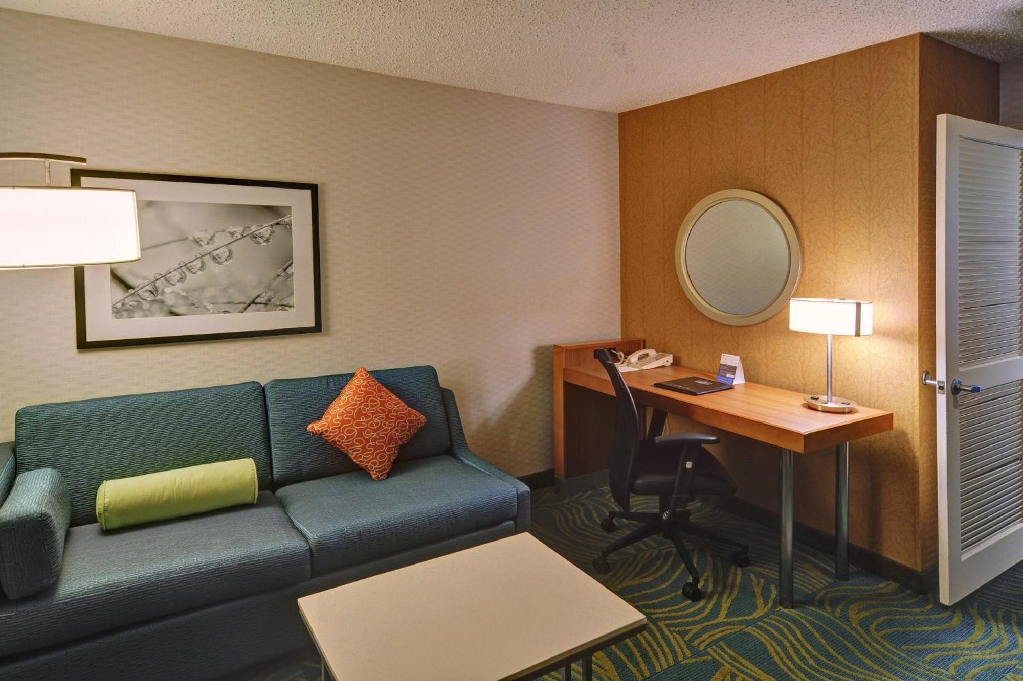 Springhill Suites By Marriott Dallas Nw Highway At Stemmons / I-35East 외부 사진